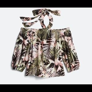 NWT CeCe off shoulder halter blouse